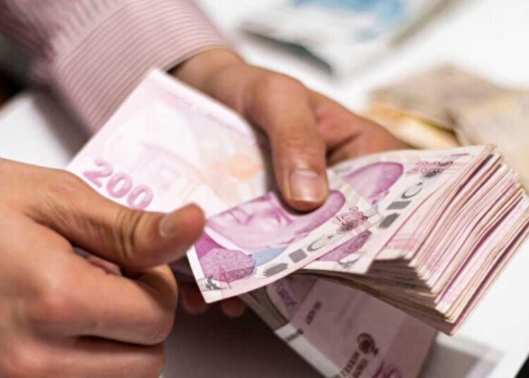 EYT Dışı Kalan 1998-2009 Sigorta Girişlilere 47-50 Yaş Emeklilik Şansı Geliyor!