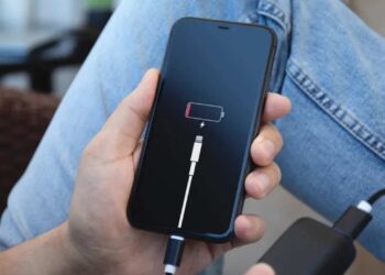 İphone kullanıcılarına alarm! Arka plandaki gizli ayar pilinizi bitiriyor!