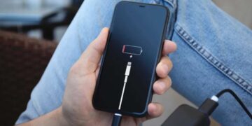 İphone kullanıcılarına alarm! Arka plandaki gizli ayar pilinizi bitiriyor!