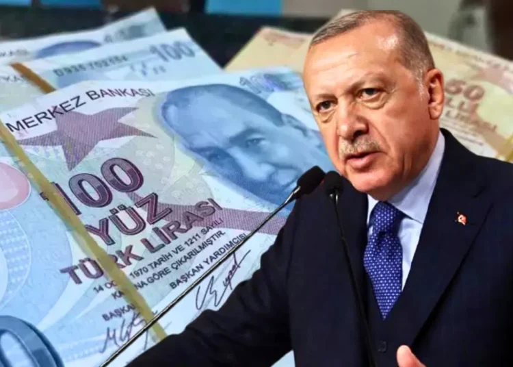 Staj Mağduriyetine Son! Yeni Torba Yasayla Emeklilik Yaşı 2 Yıl Düşüyor