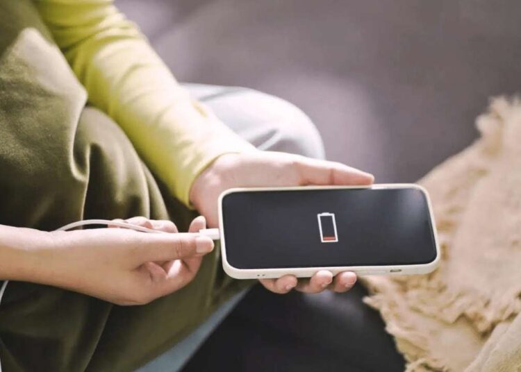 Telefonlarda pil ömrünü uzatan gizli özellik açıklandı!