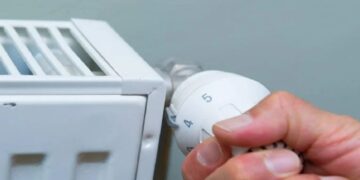 Hiçbir cihaz kullanmadan evde sıcaklığı artıran 200 yıllık yöntem!